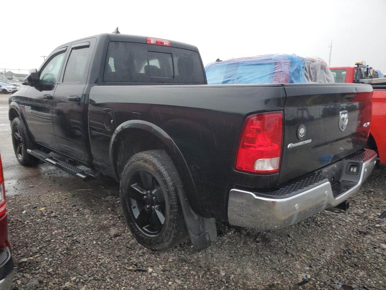 VIN 1C6RR7GM3JS342070 2018 RAM 1500 no.2