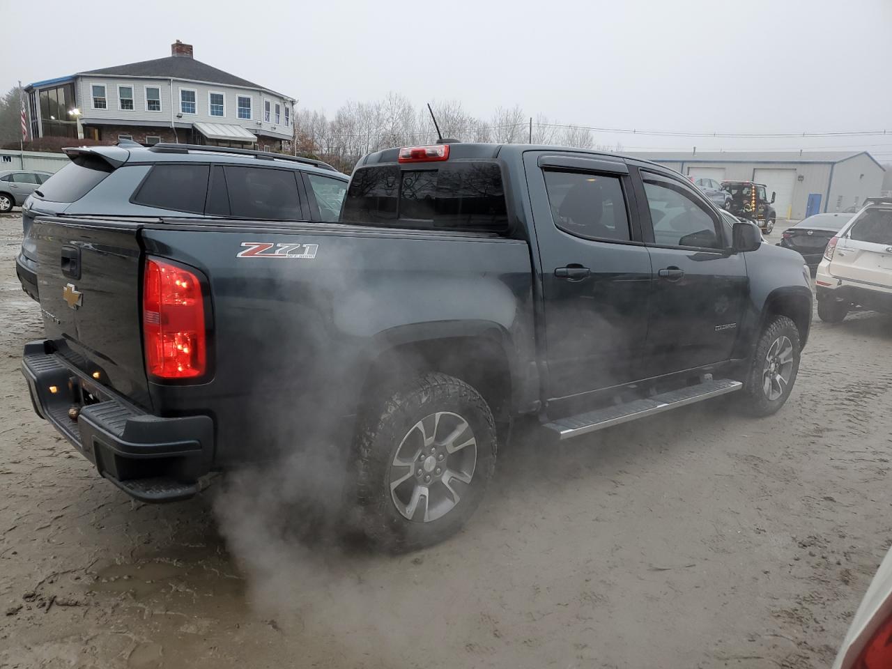 2017 Chevrolet Colorado - Image 3