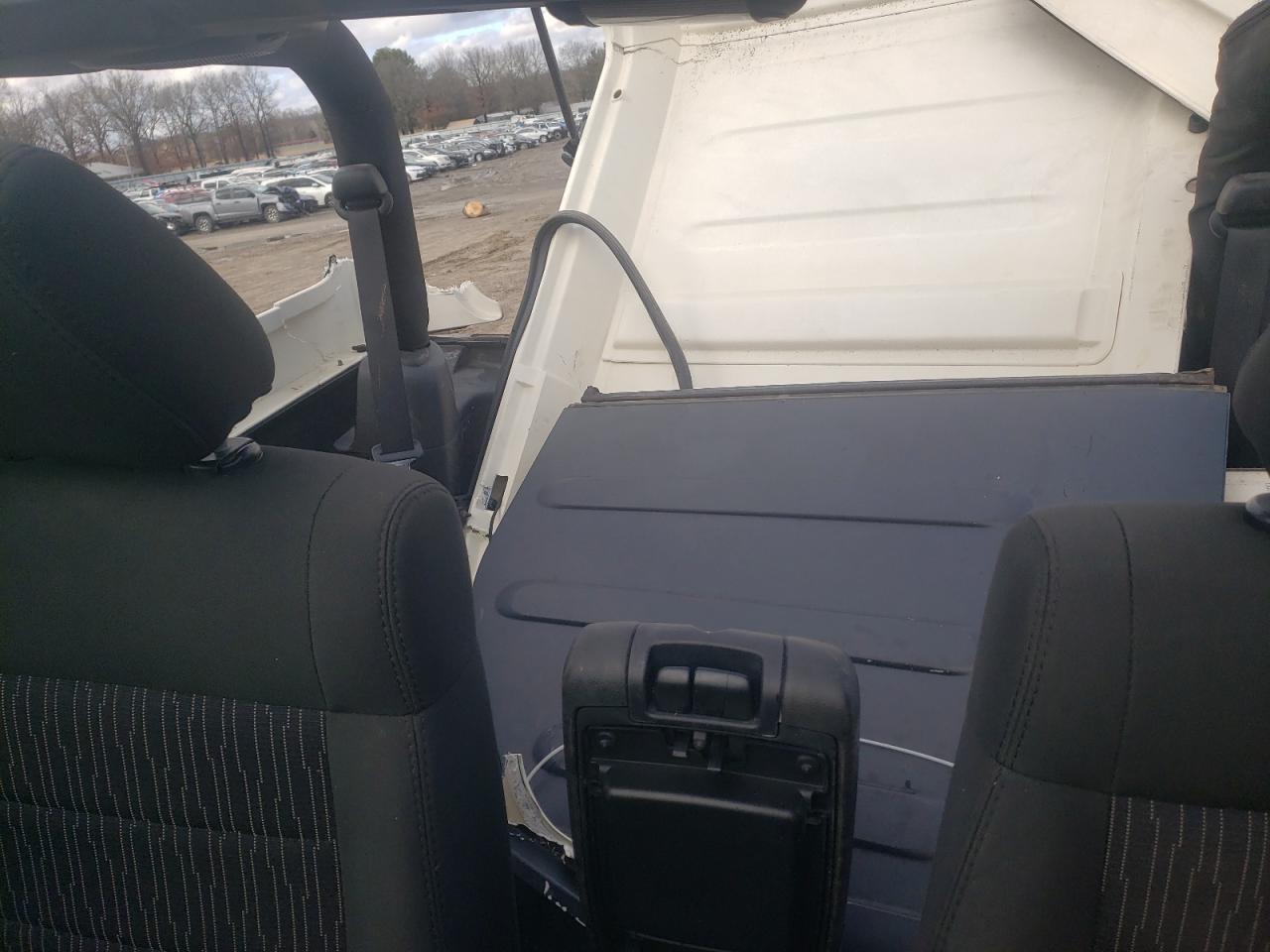 2011 Jeep Wrangler - Image 10
