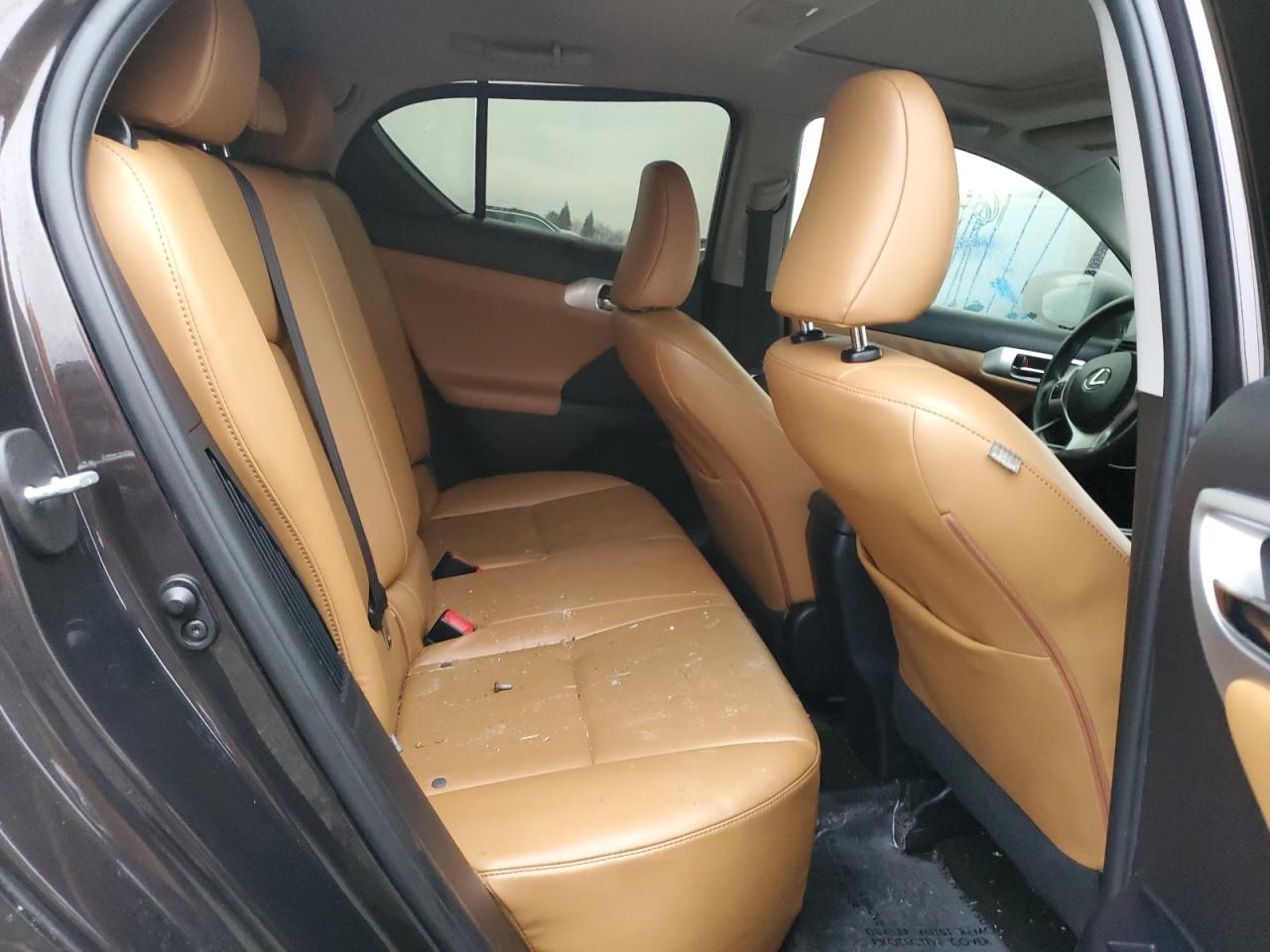 2012 Lexus CT - Image 10