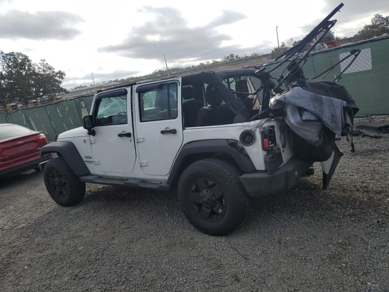 VIN 1C4BJWDG1FL667361 2015 JEEP WRANGLER no.2