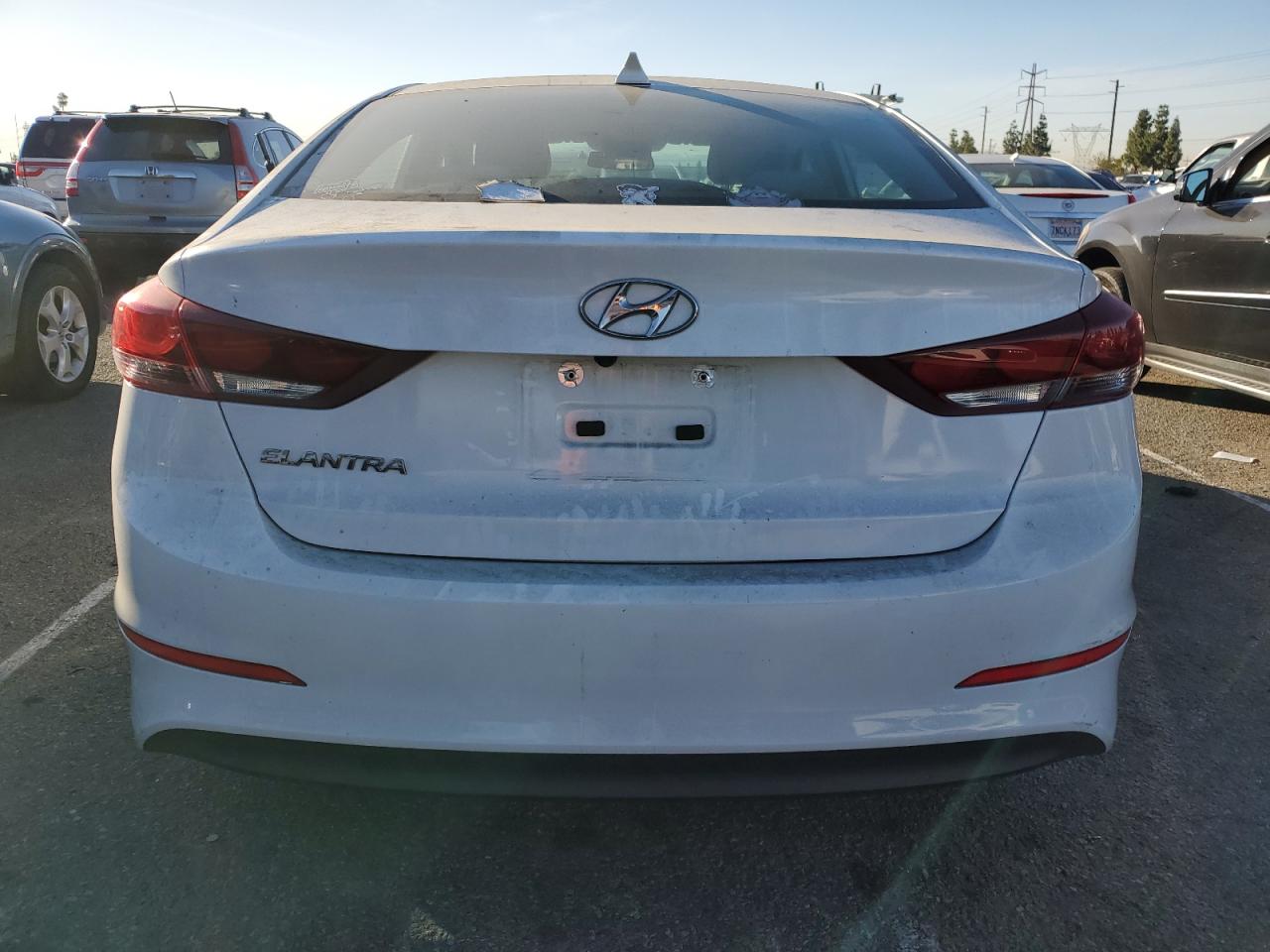 2018 Hyundai Elantra - Image 6