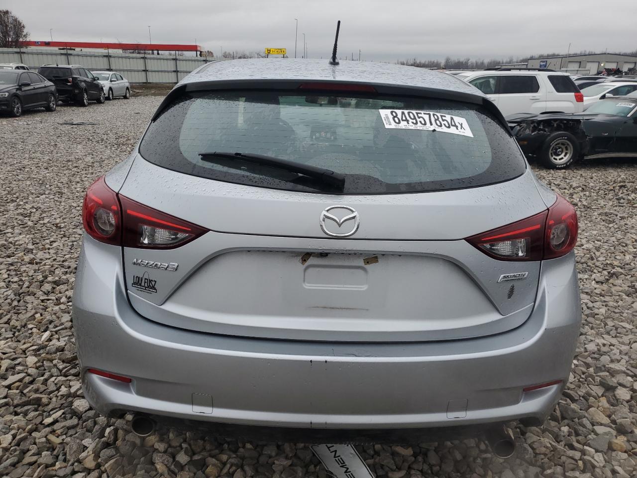 2017 Mazda 3 - Image 6