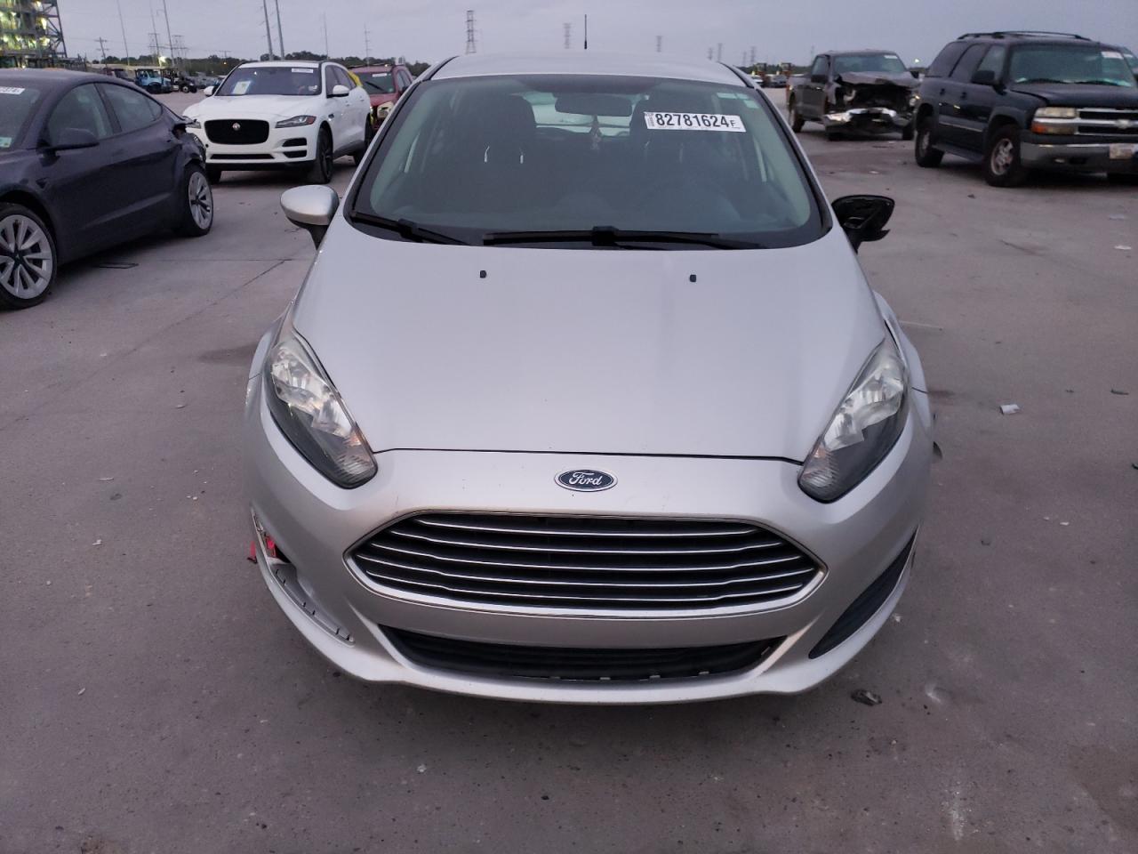 VIN 3FADP4EJ1KM130896 2019 FORD FIESTA no.5