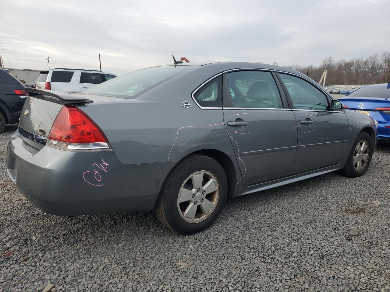 2009 Chevrolet Impala - Image 3