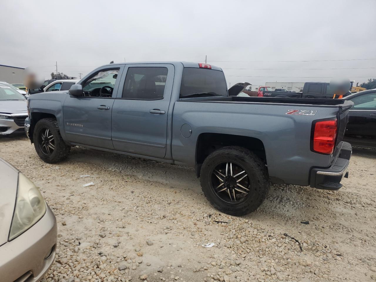 2015 Chevrolet Silverado - Image 2