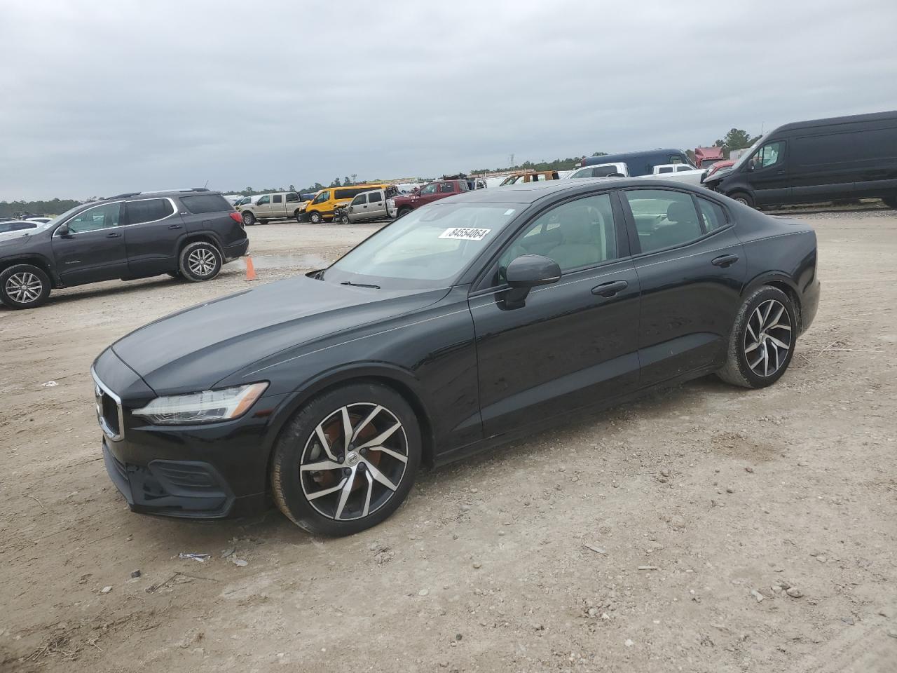 2019 VOLVO S60