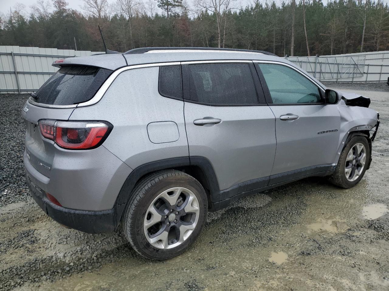 2020 Jeep Compass - Image 3