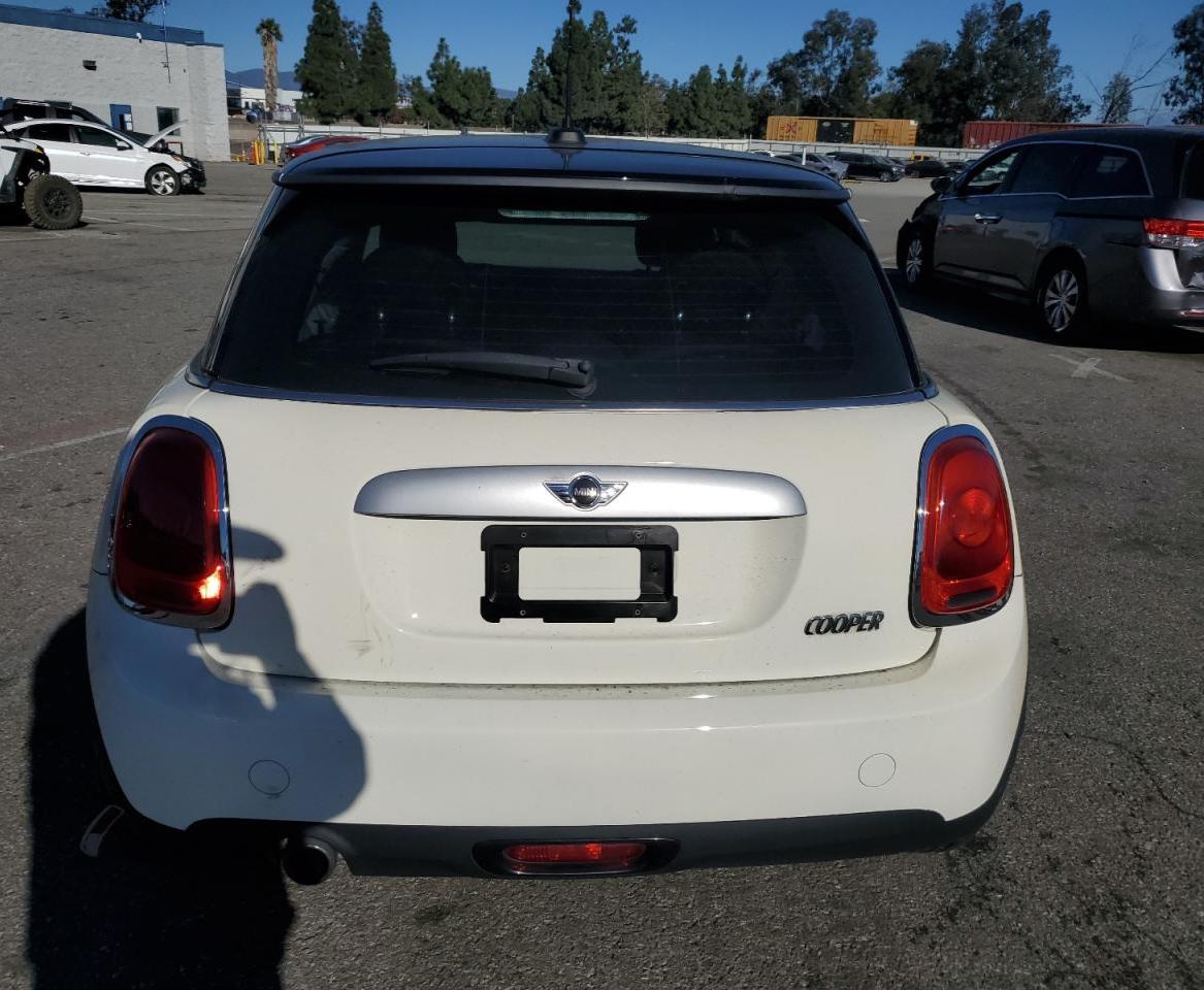 2015 Mini Cooper VIN: WMWXM5C57FT939819 Lot: 83218274