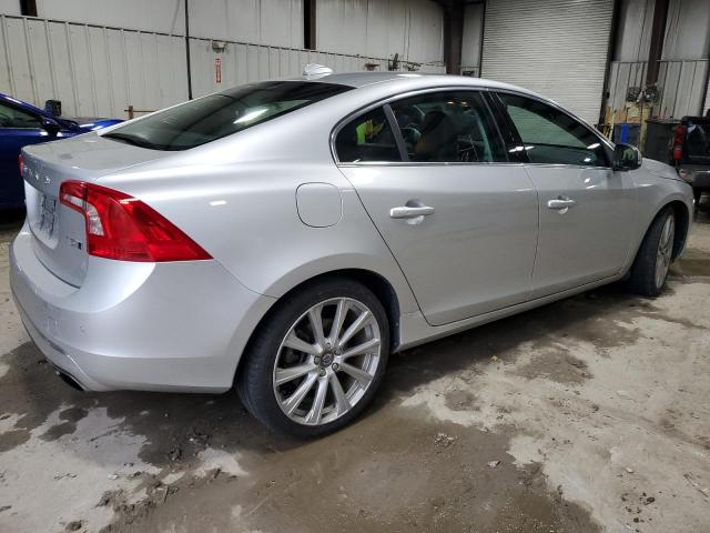  VOLVO S60 2016 Srebrny