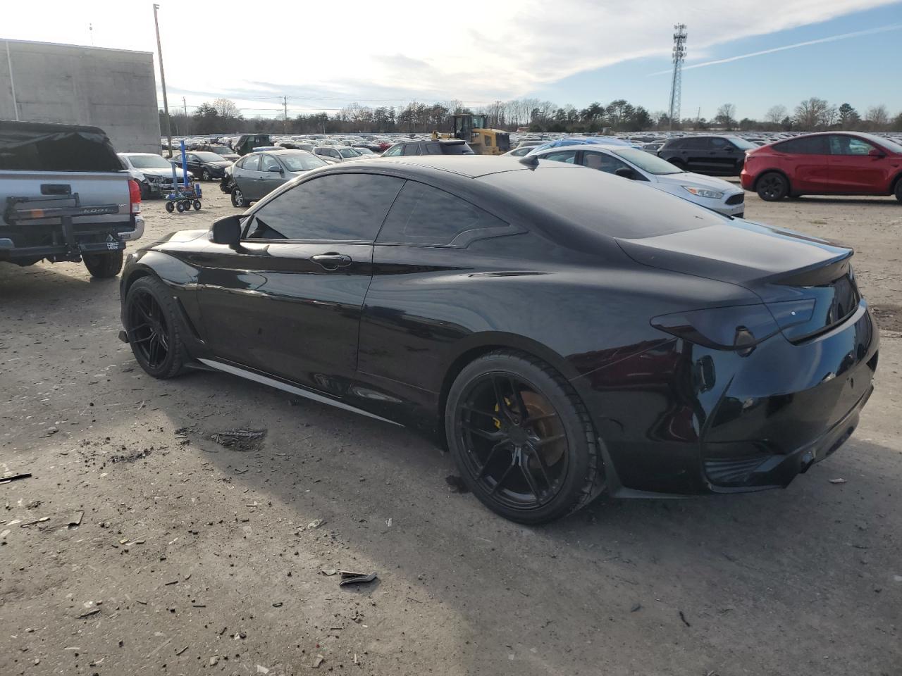 2018 Infiniti Q60 - Image 2