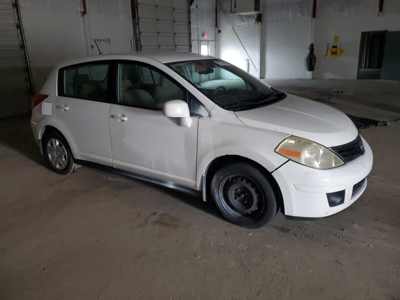 2011 Nissan Versa - Image 4
