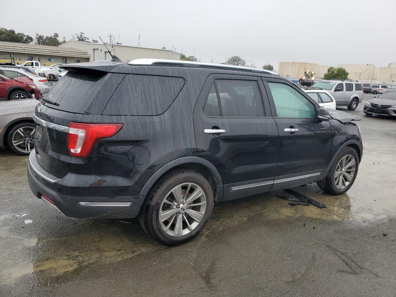 VIN 1FM5K7F89JGB33186 2018 FORD EXPLORER no.3