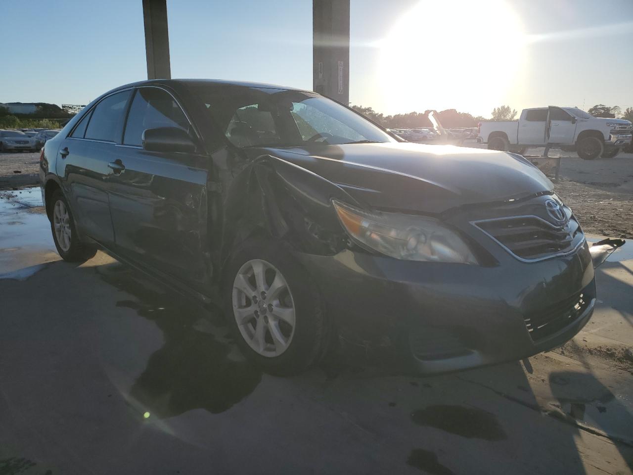 2010 Toyota Camry - Image 4