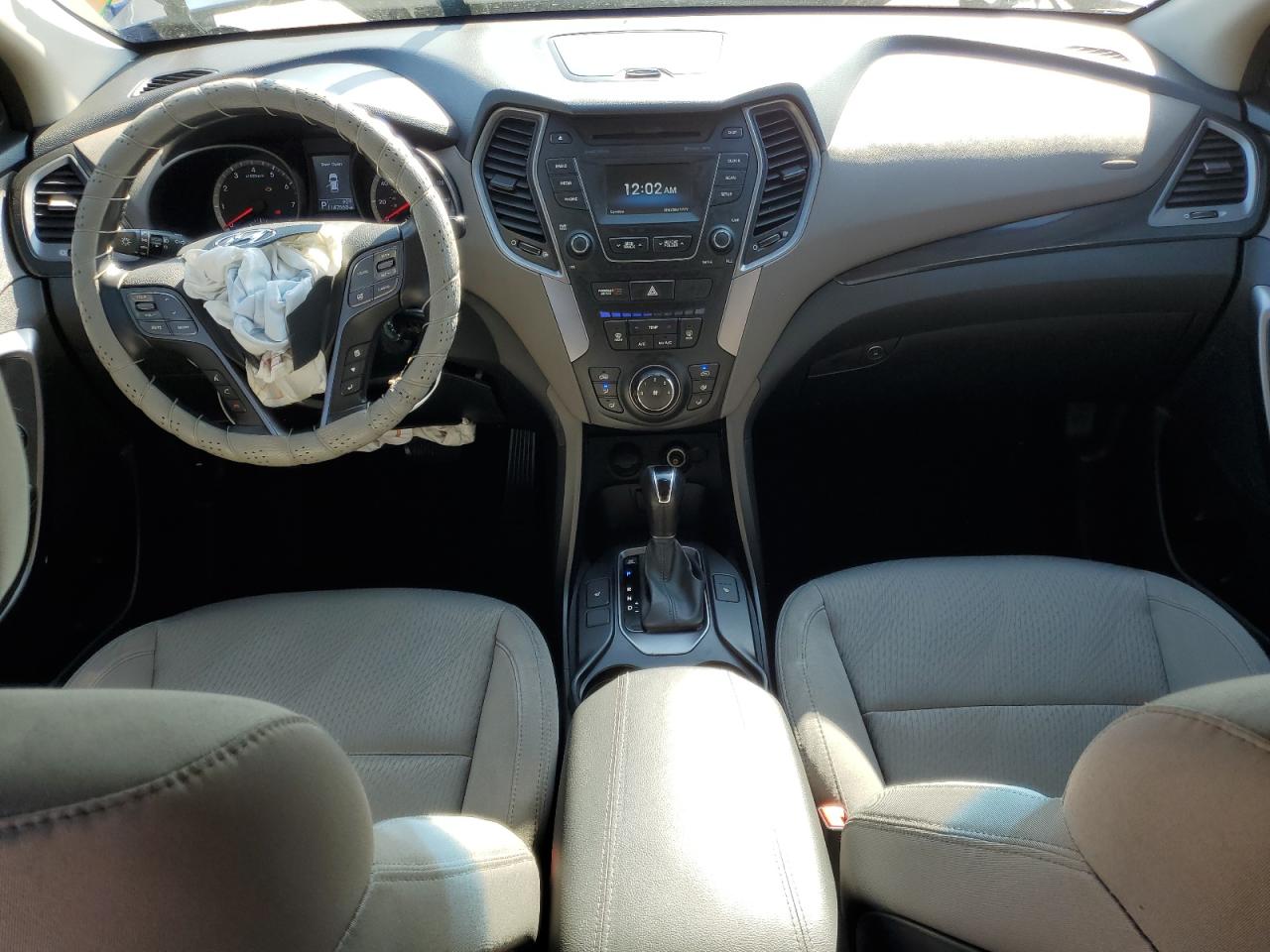 2014 Hyundai Santa Fe - Image 8