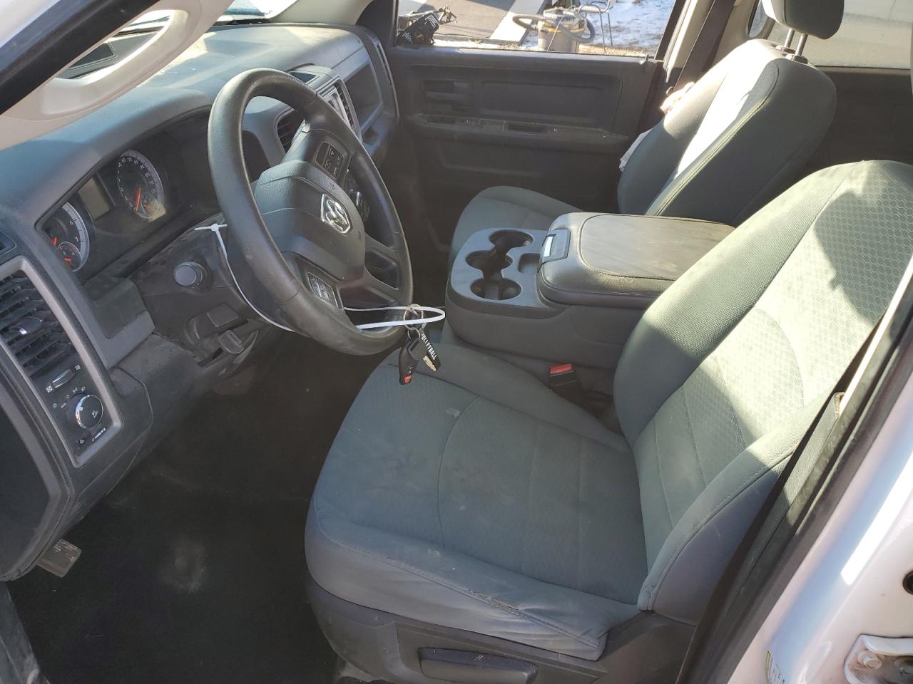2014 RAM 1500 - Image 7