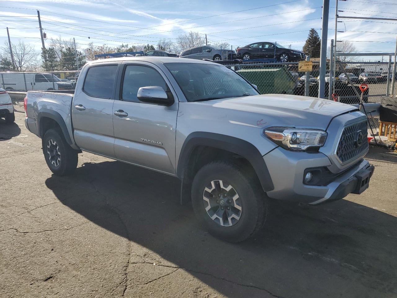 VIN 5TFCZ5AN8KX171423 2019 TOYOTA TACOMA no.4