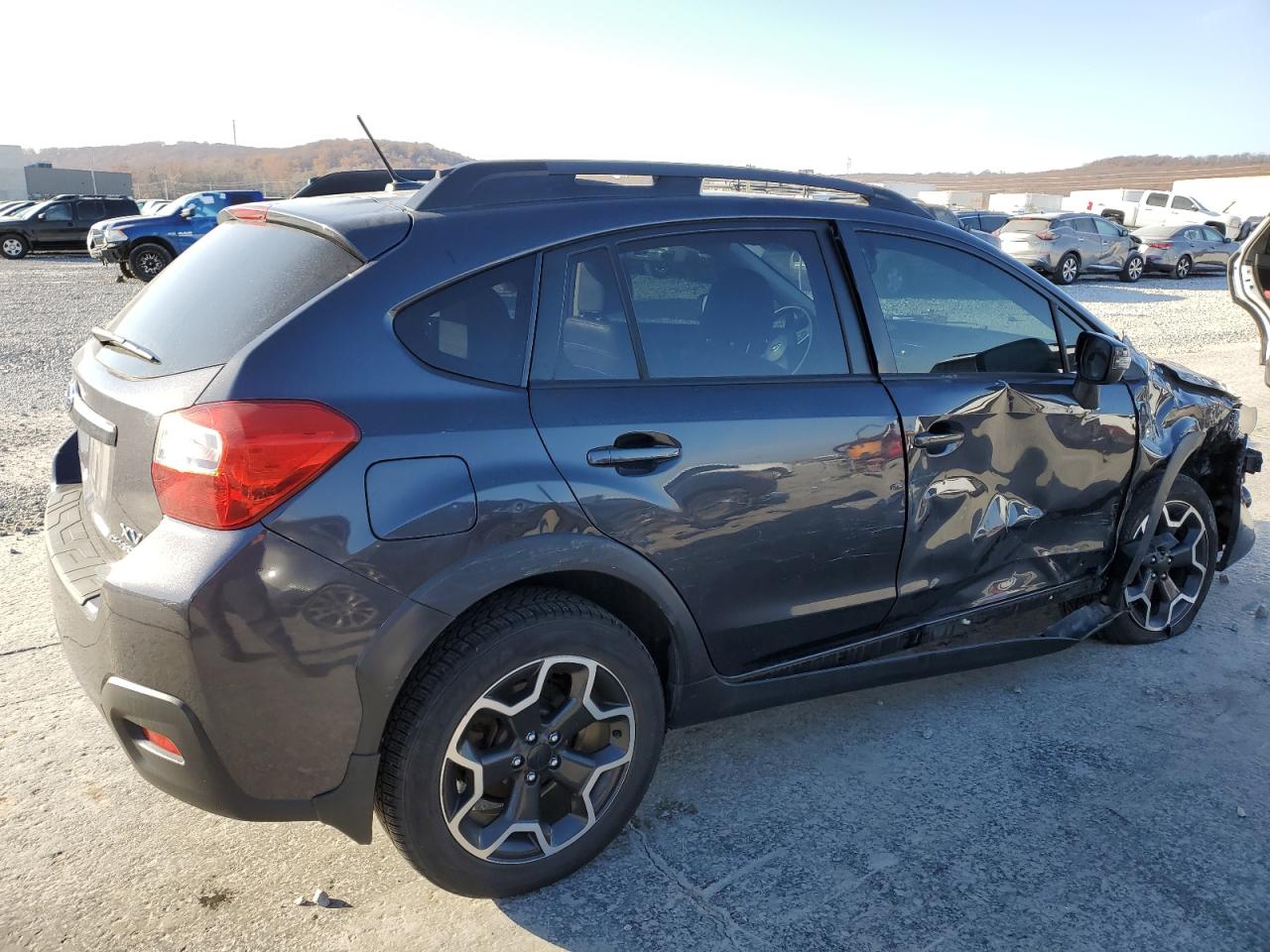2015 Subaru XV - Image 3