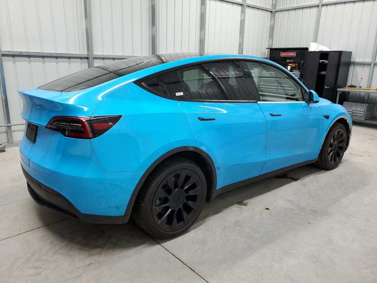 VIN 7SAYGAEE2NF361895 2022 TESLA MODEL Y no.3