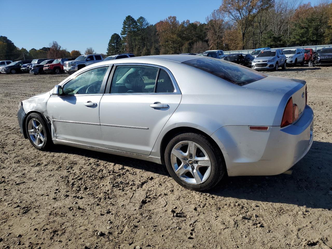 2010 Chevrolet Malibu - Image 2