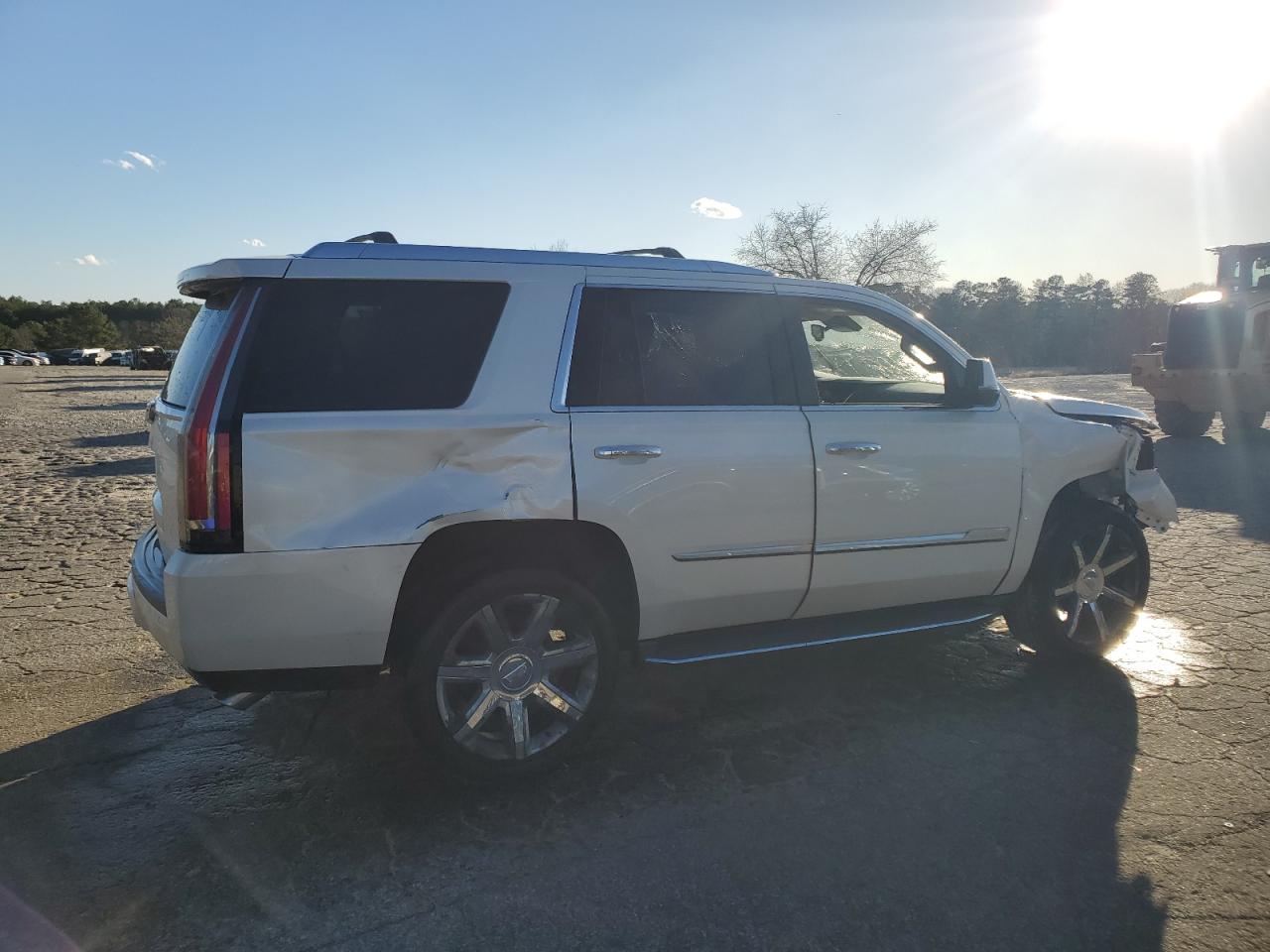 2015 Cadillac Escalade - Image 3