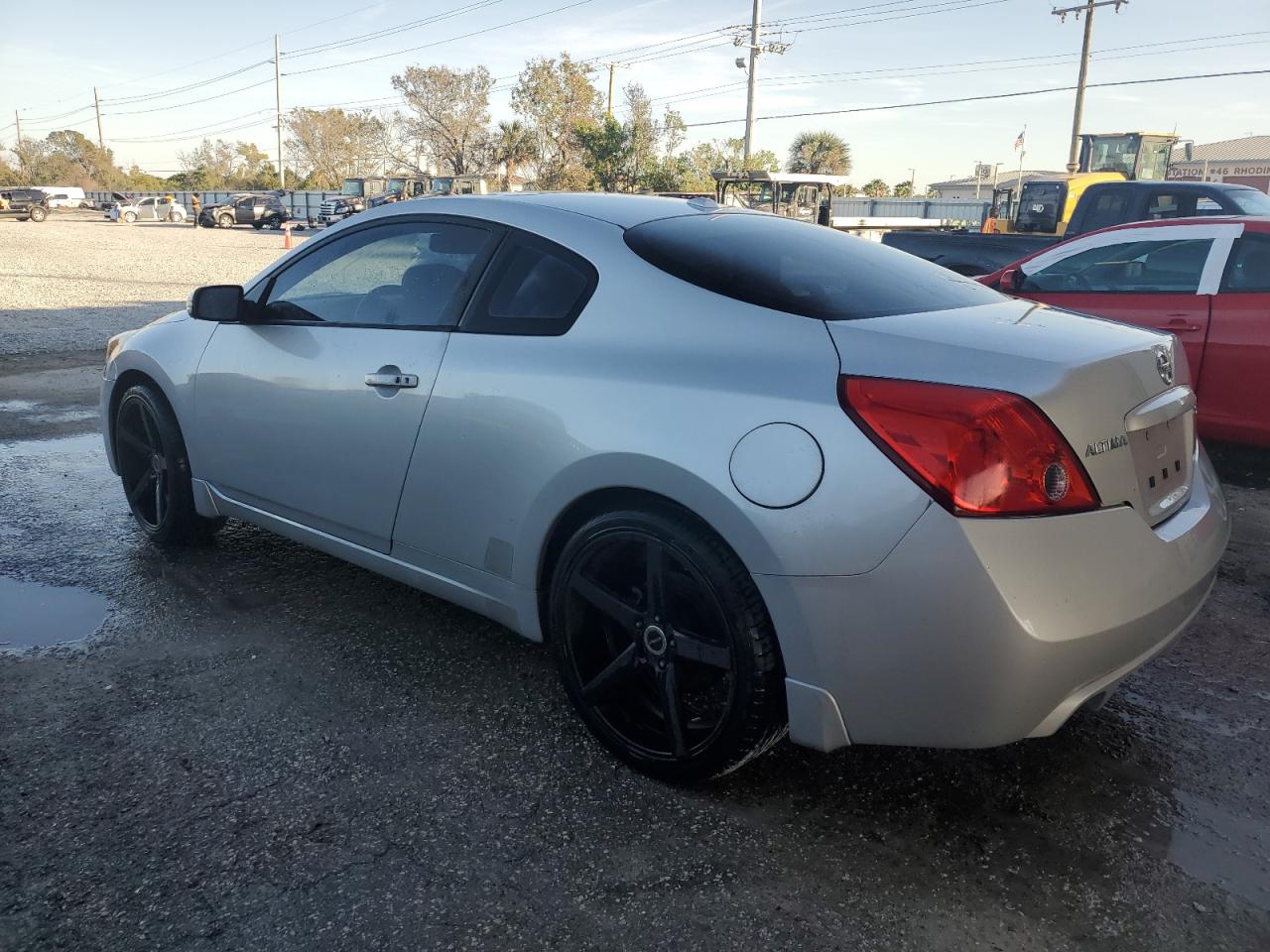 2012 Nissan Altima - Image 2