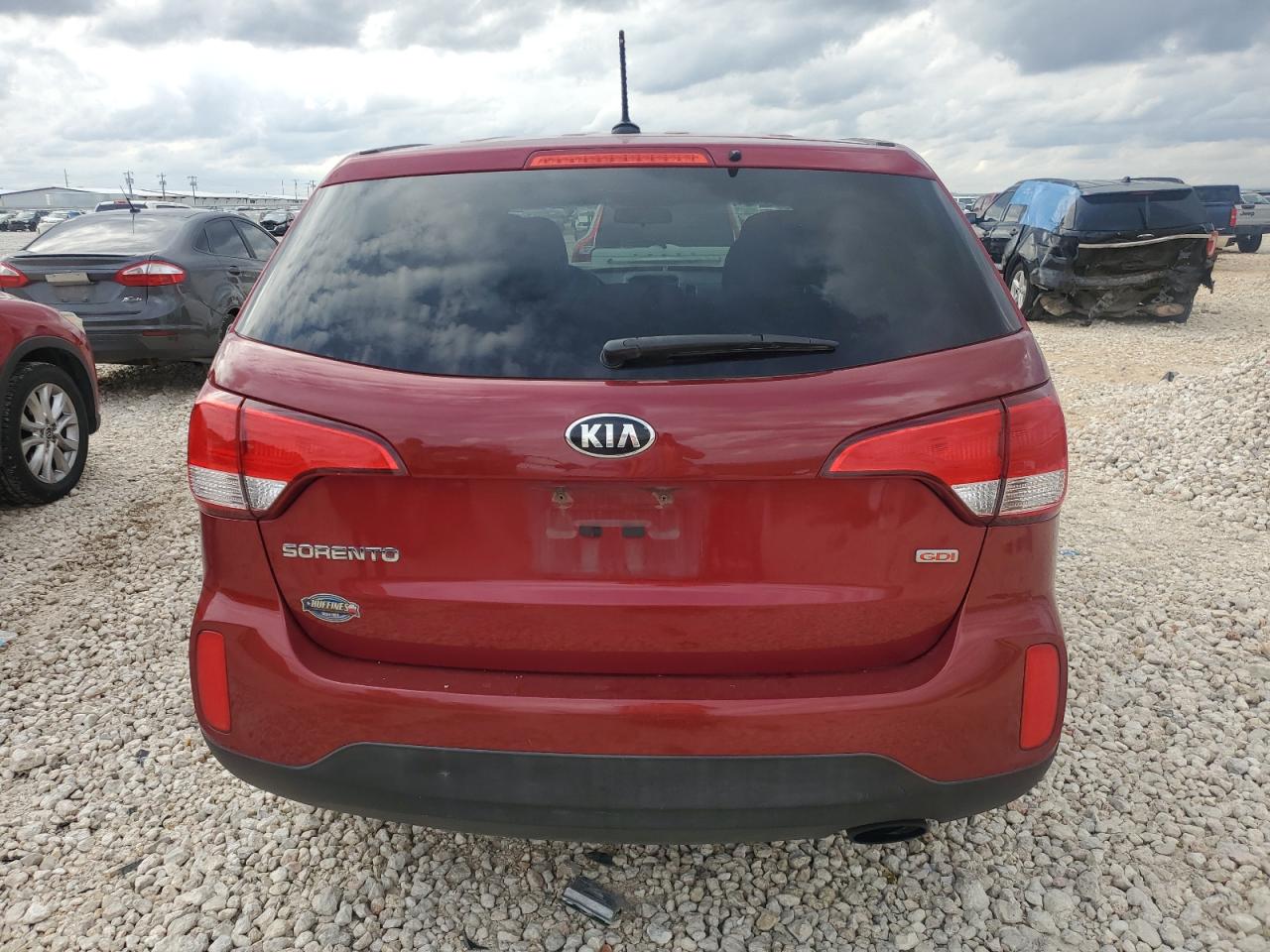 VIN 5XYKT3A67FG645476 2015 KIA SORENTO no.6