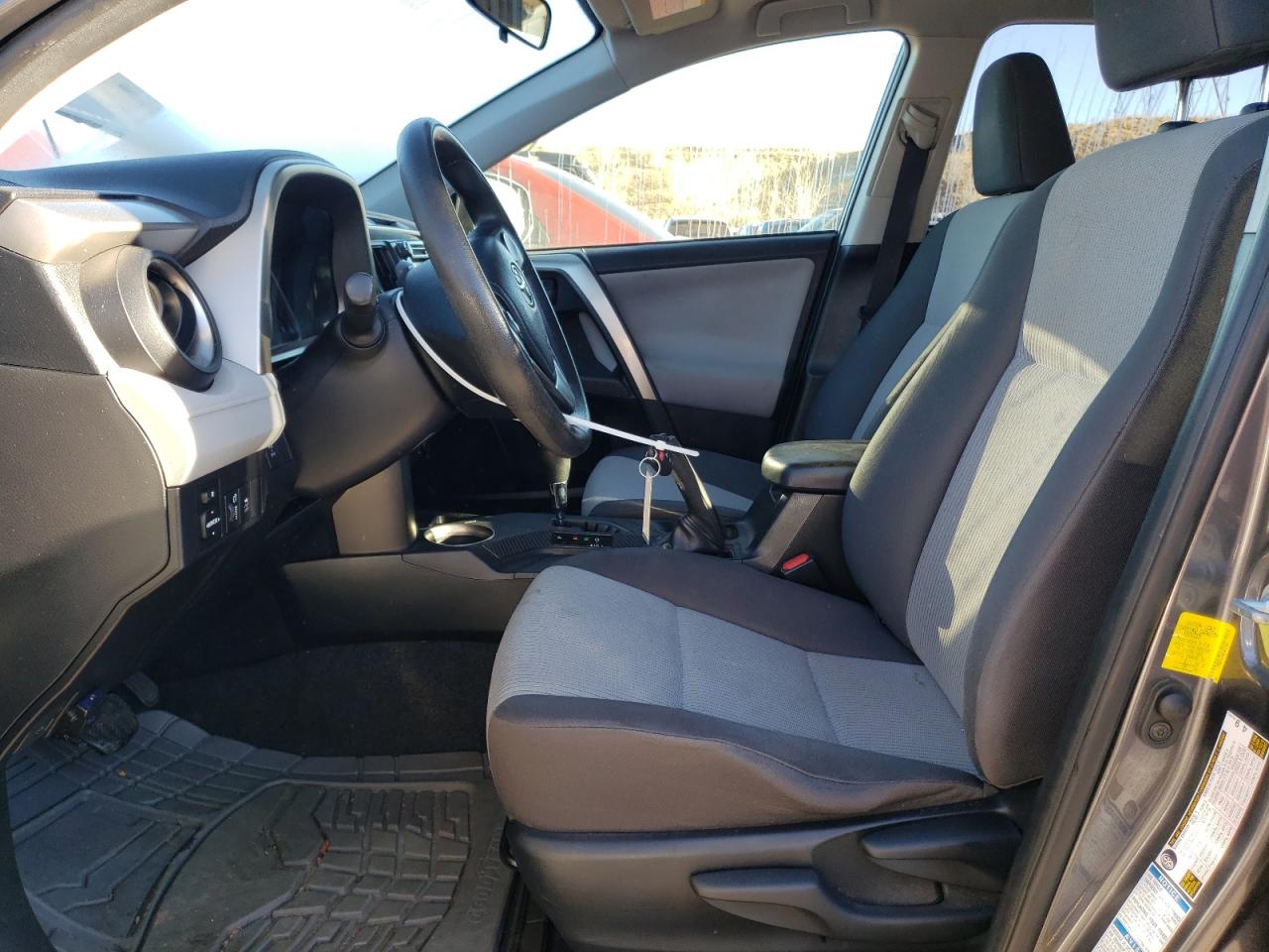 2014 Toyota RAV 4 - Image 7