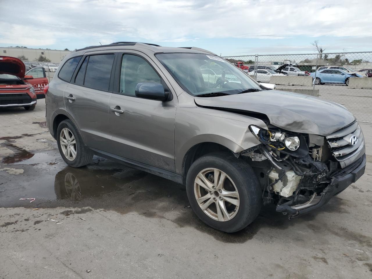 2012 Hyundai Santa Fe - Image 4