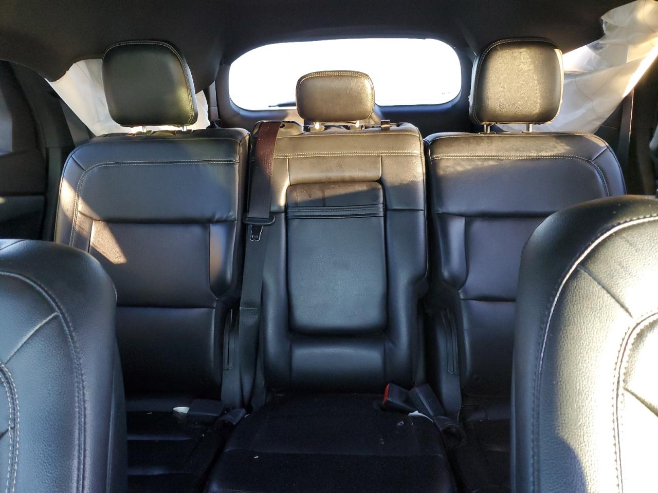 2020 Ford Explorer - Image 10
