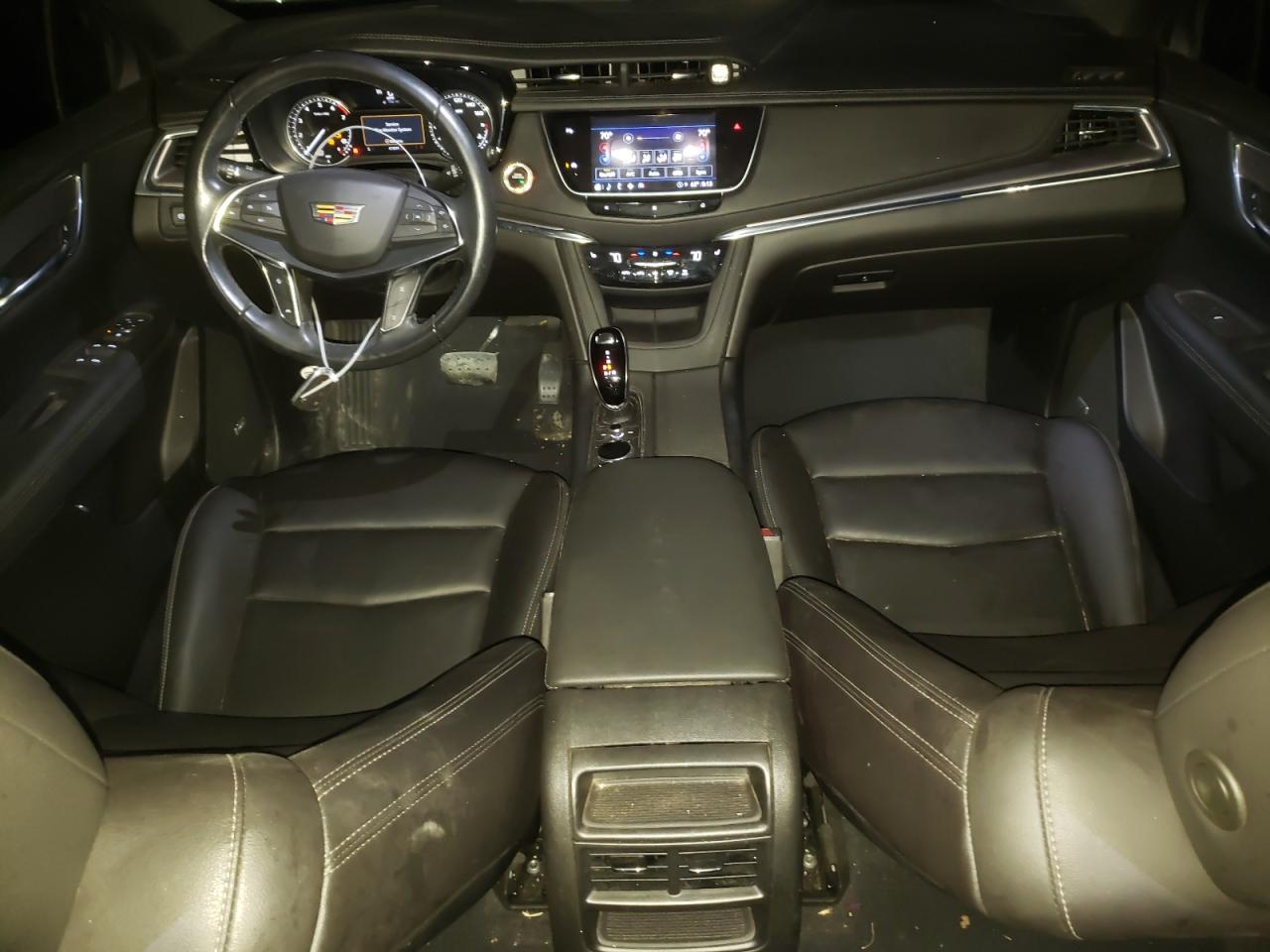 2021 Cadillac XT5 - Image 8