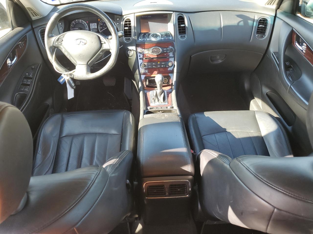2017 Infiniti QX50 - Image 8