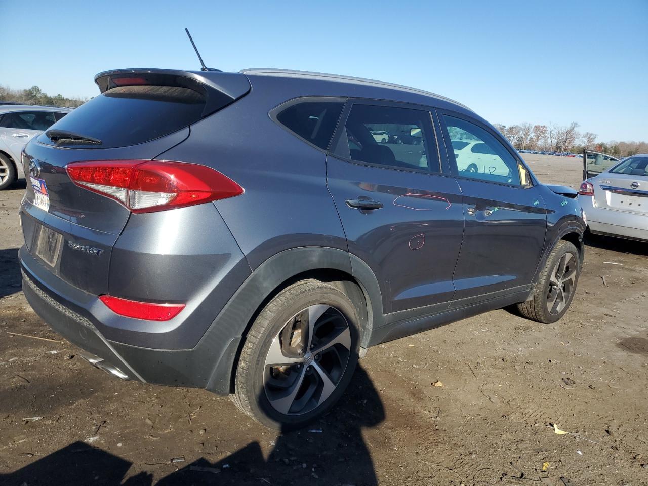 VIN KM8J33A24GU093049 2016 HYUNDAI TUCSON no.3