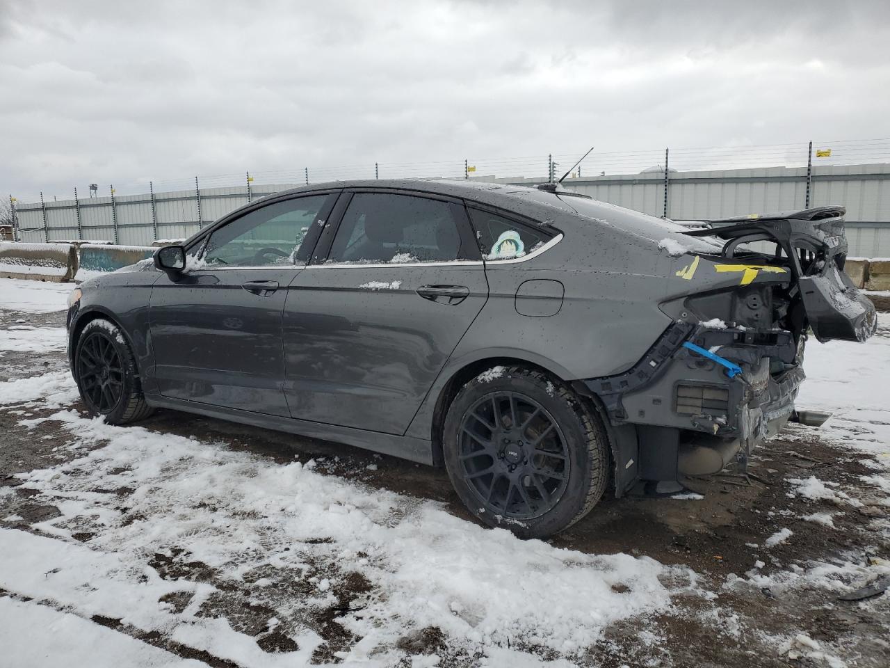 VIN 3FA6P0G76GR261772 2016 FORD FUSION no.2