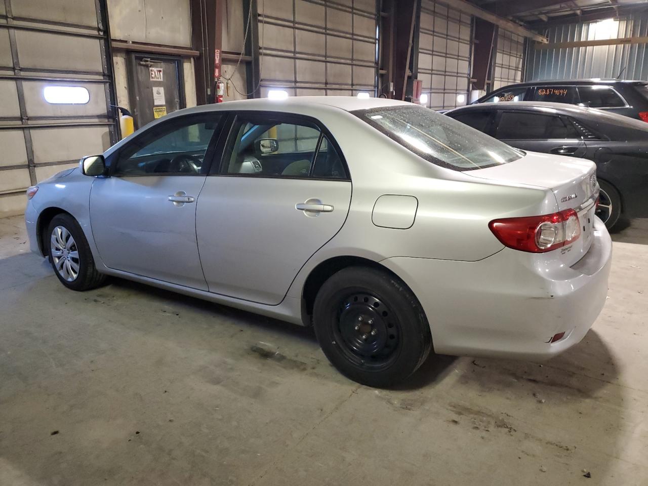 VIN 2T1BU4EE1DC104579 2013 TOYOTA COROLLA no.2