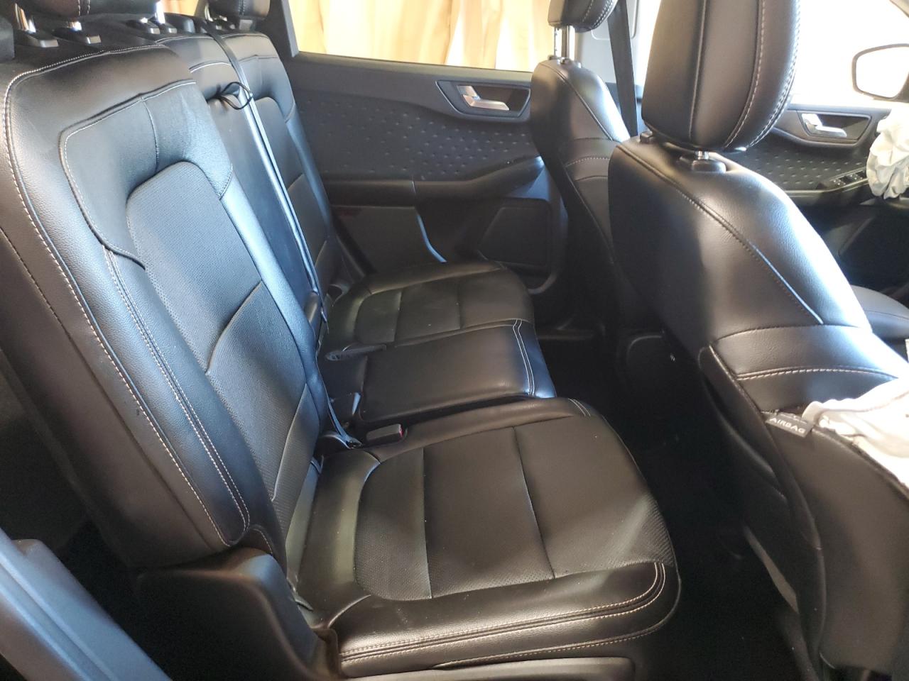 2020 Ford Escape - Image 11