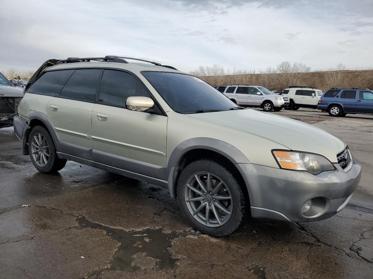 2005 Subaru Outback - Image 4