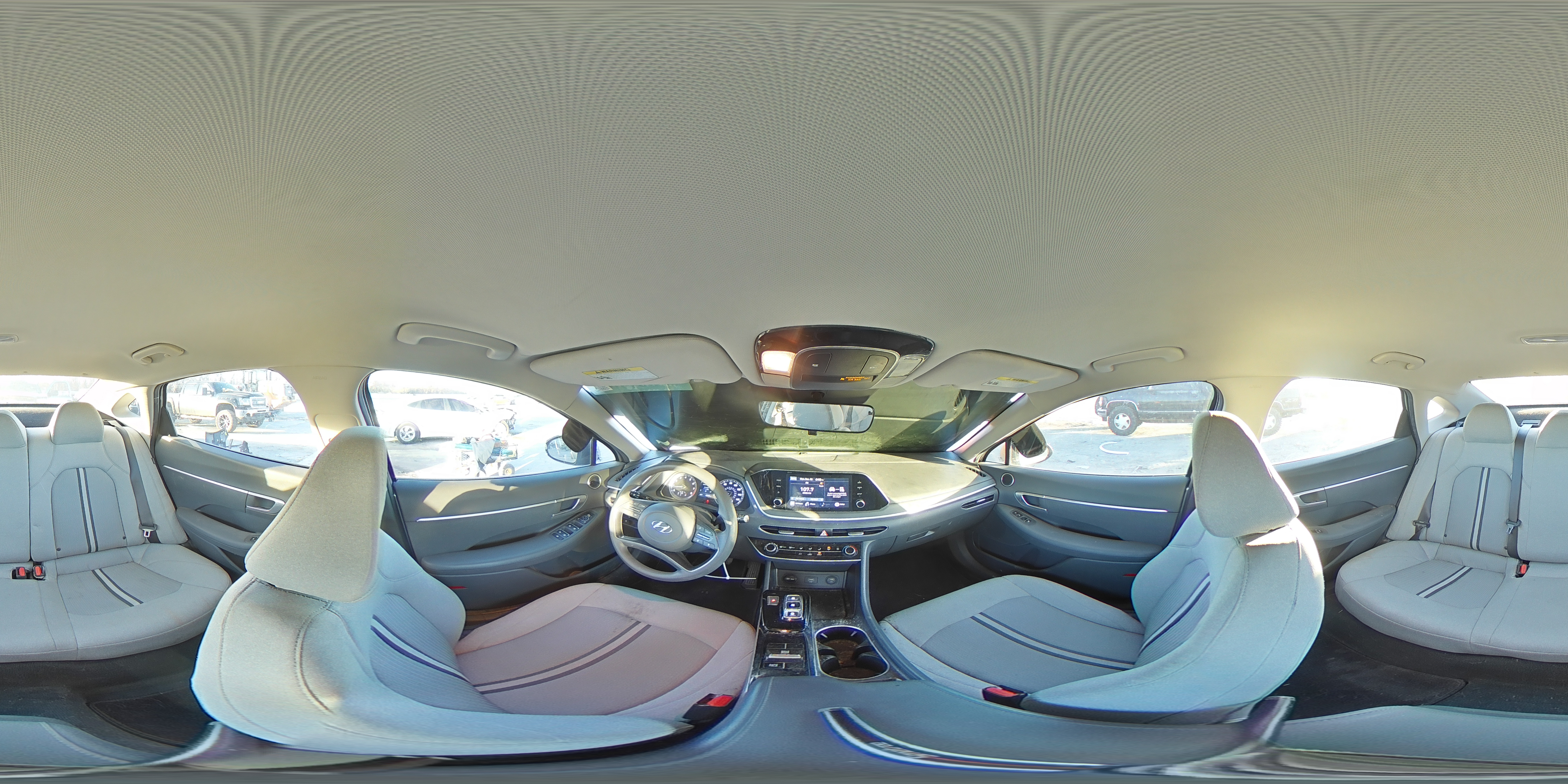 2022 Hyundai Sonata - Image 12