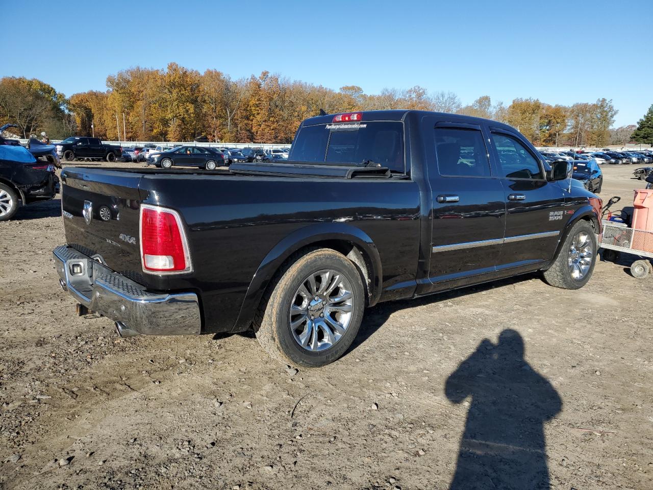 2015 RAM 1500 - Image 3