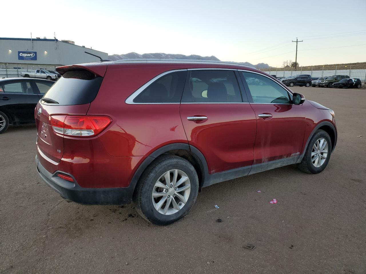 VIN 5XYPGDA58HG218687 2017 KIA SORENTO no.3