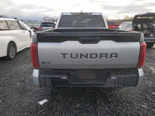  TOYOTA TUNDRA 2022 Серебристый