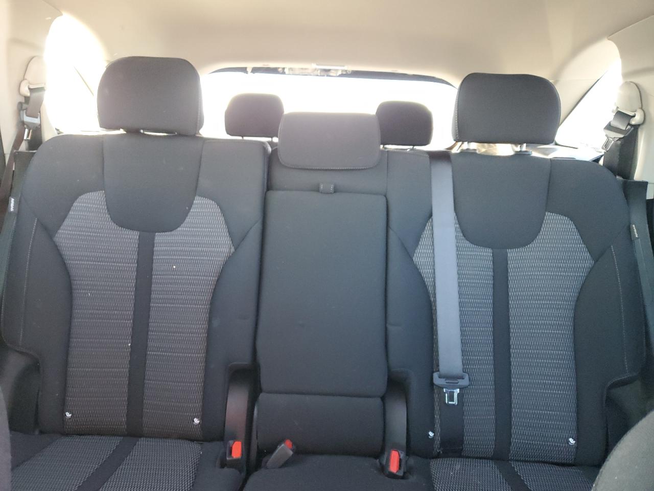2024 Kia Sorento - Image 10