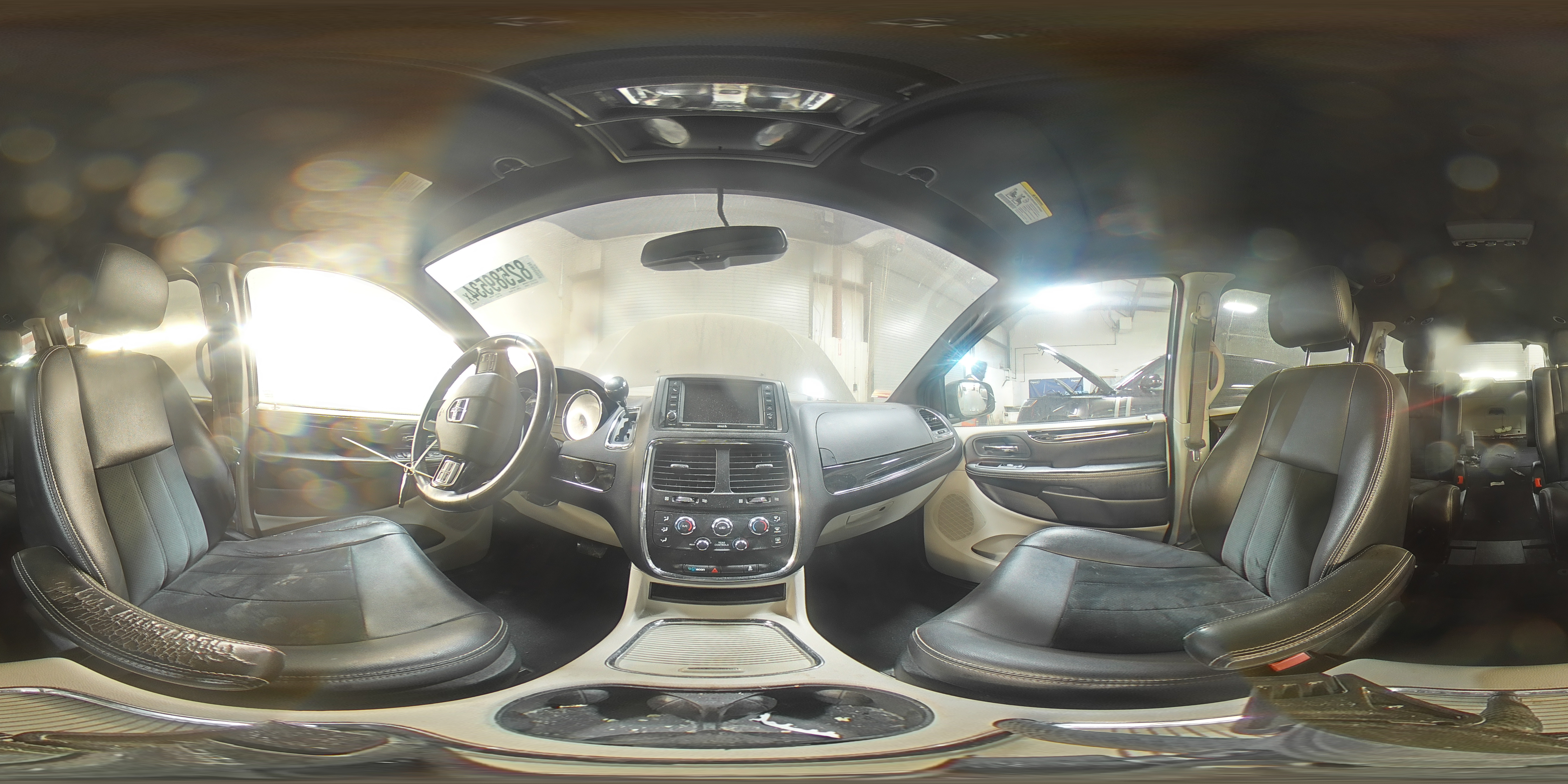 2017 Dodge Caravan - Image 15