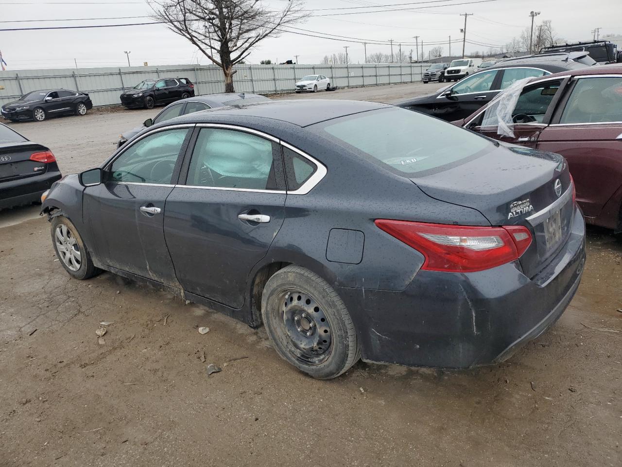 2018 Nissan Altima - Image 2
