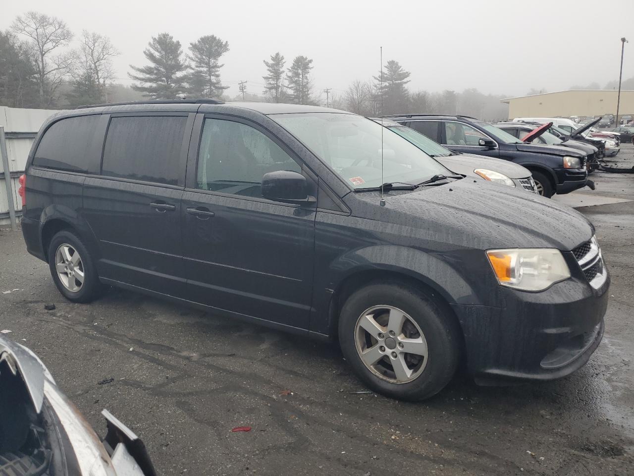 VIN 2C4RDGCG2DR551782 2013 DODGE CARAVAN no.4