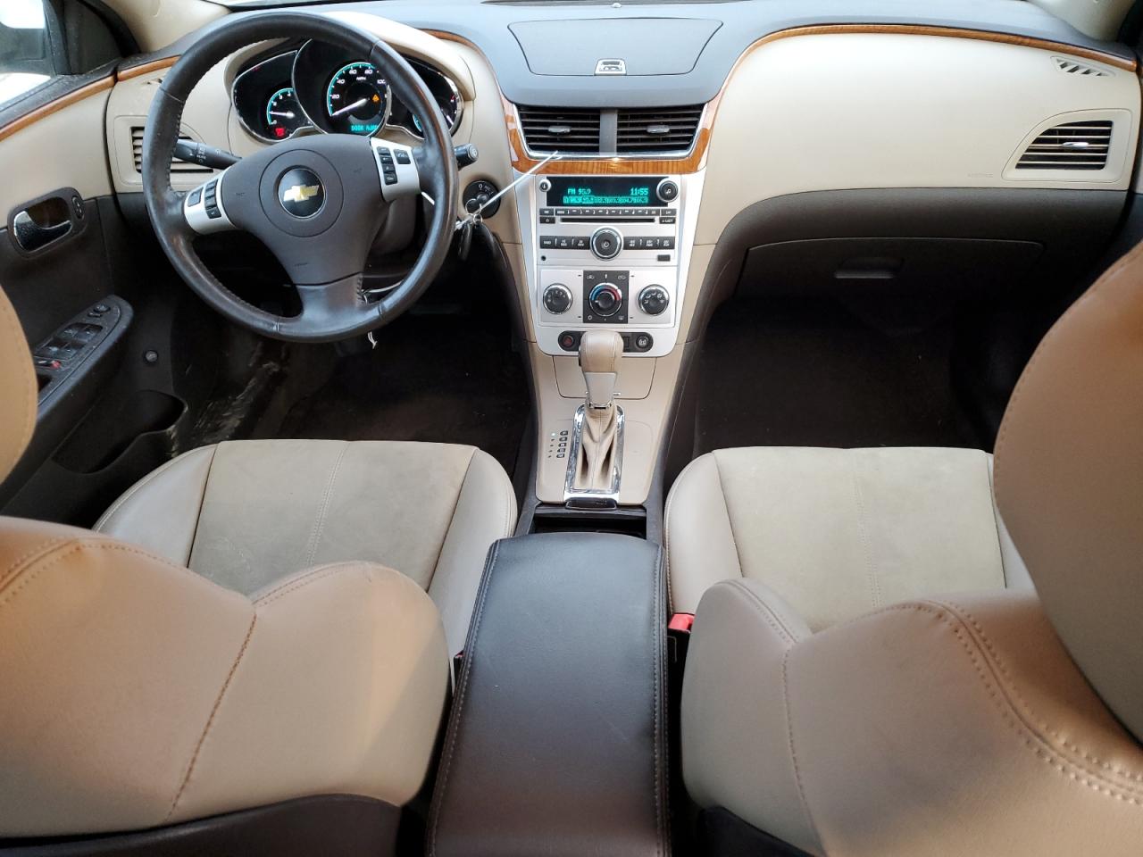 2011 Chevrolet Malibu - Image 8