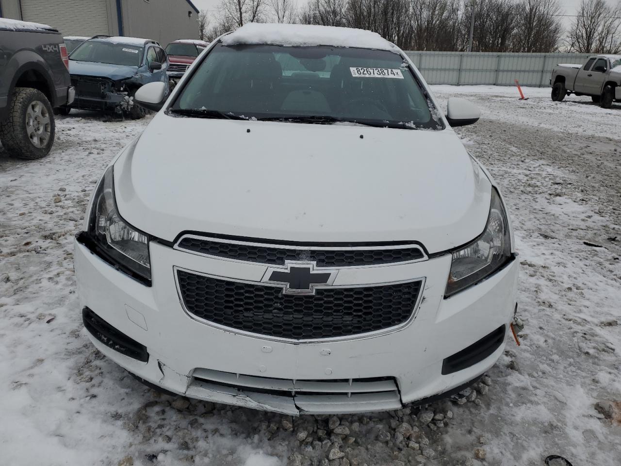 VIN 1G1PC5SBXE7322234 2014 CHEVROLET CRUZE no.5