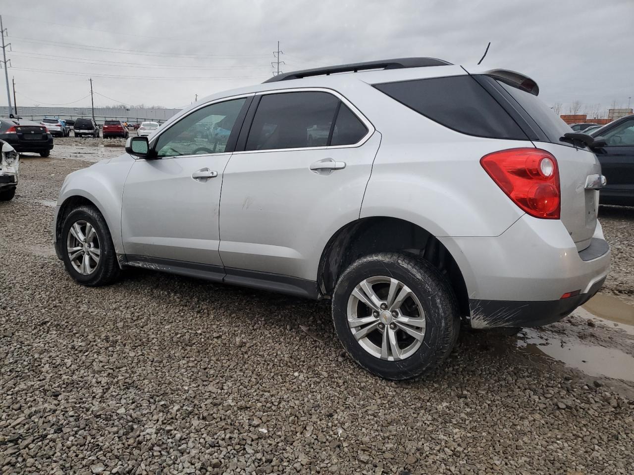 VIN 1GNFLFEK7FZ102812 2015 CHEVROLET EQUINOX no.2