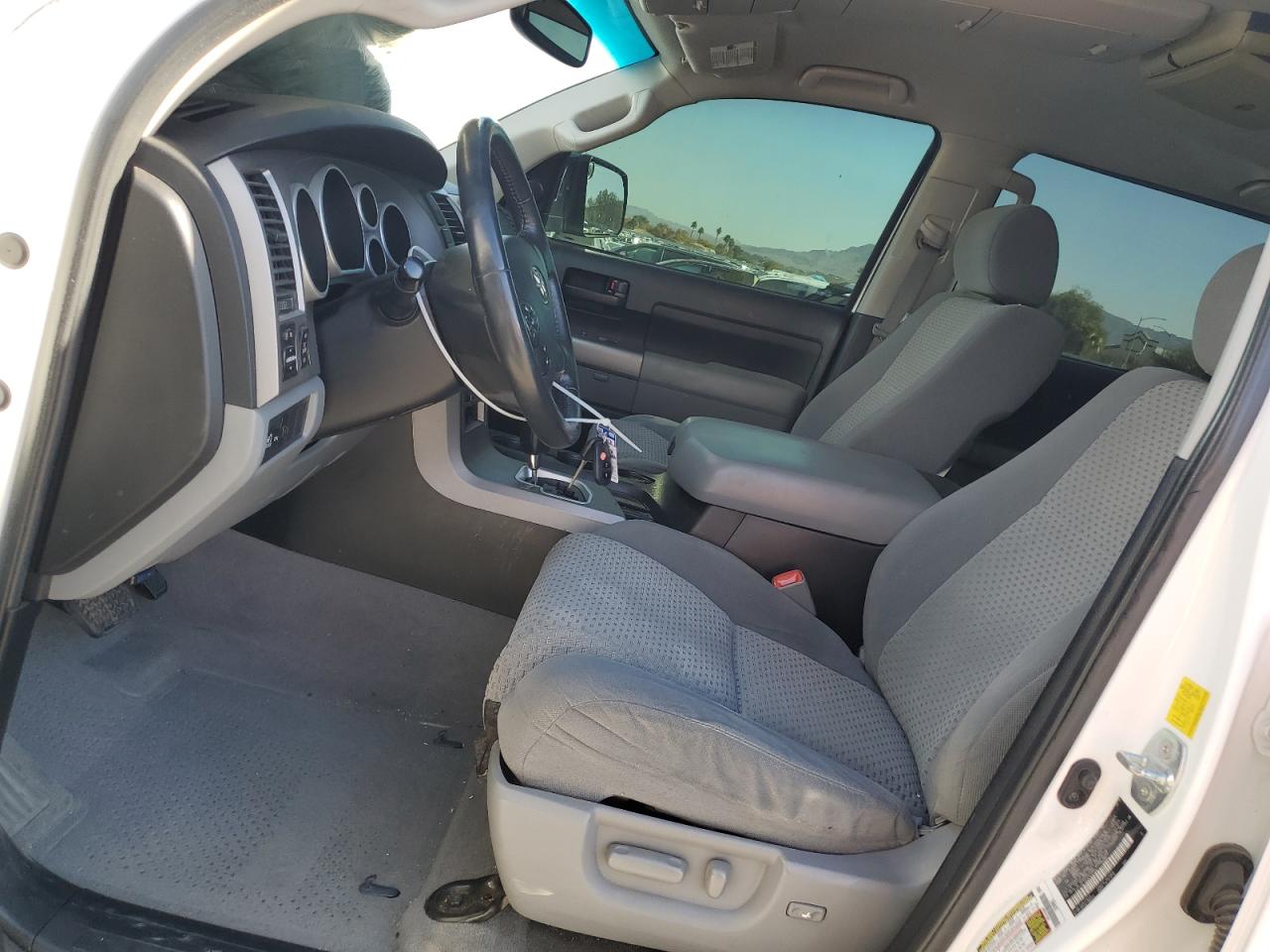 2011 Toyota Tundra - Image 7