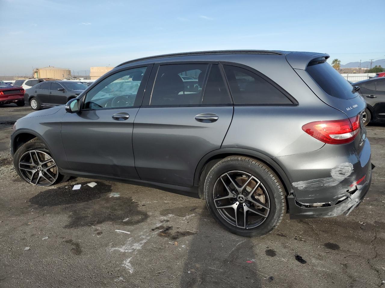 VIN WDC0G4JB3KF483898 2019 MERCEDES-BENZ GLC-CLASS no.2